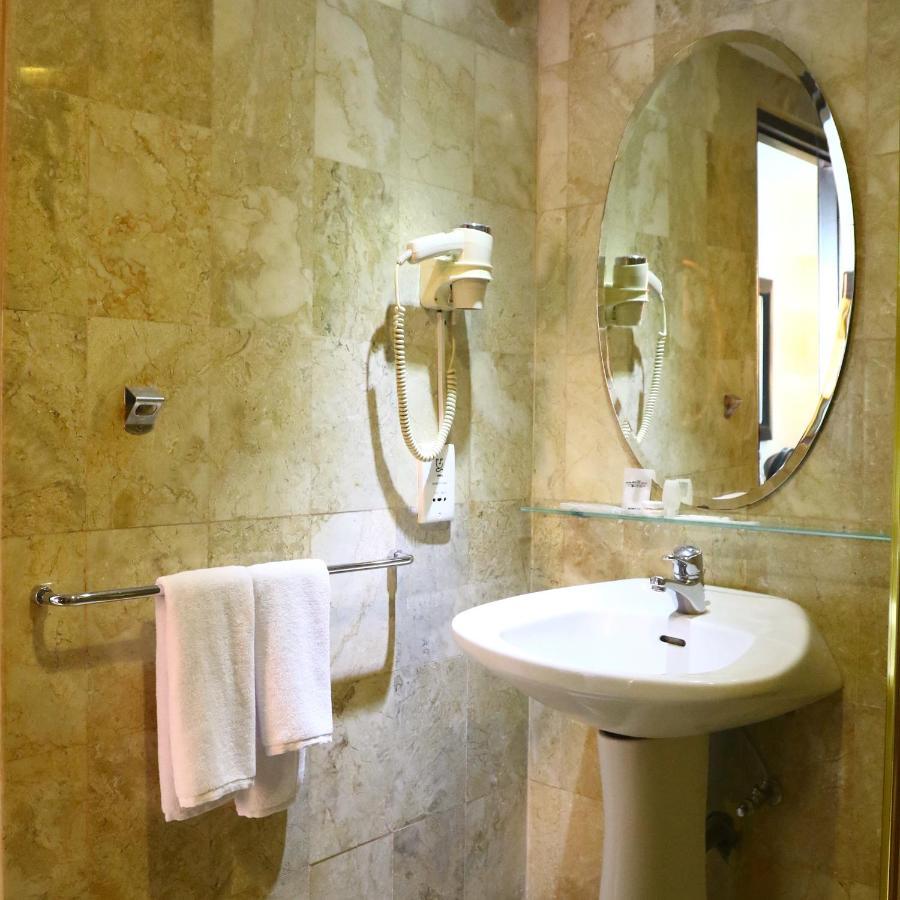 Deluxe Twin Room,1268238328:JPEG
